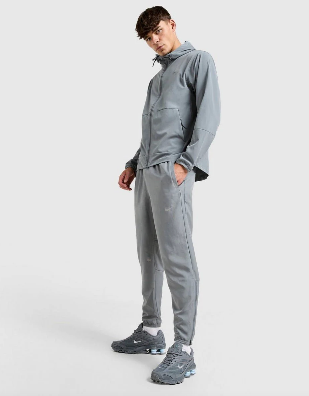 Nike Challenger Woven