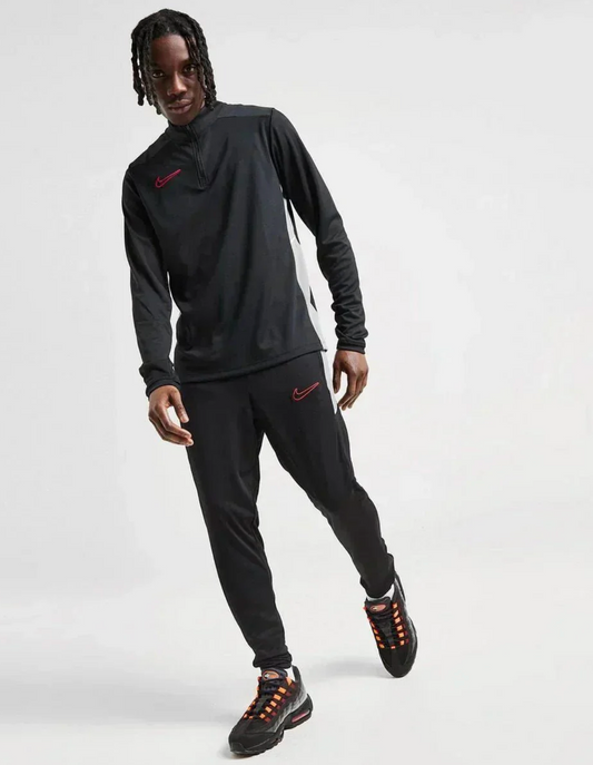 Nike Ensemble Academy II
